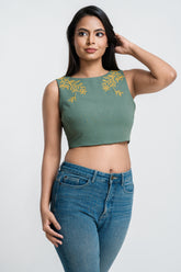 SHEA - EMBROIDED CROPTOP