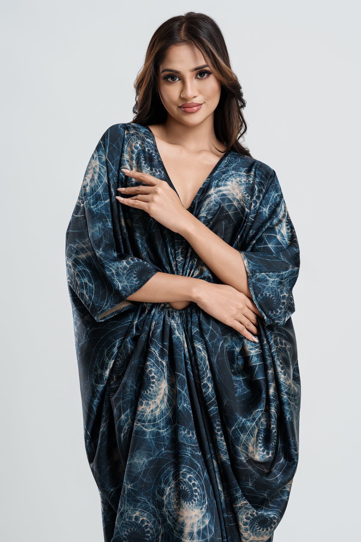 LIO - V NECK KAFTAN