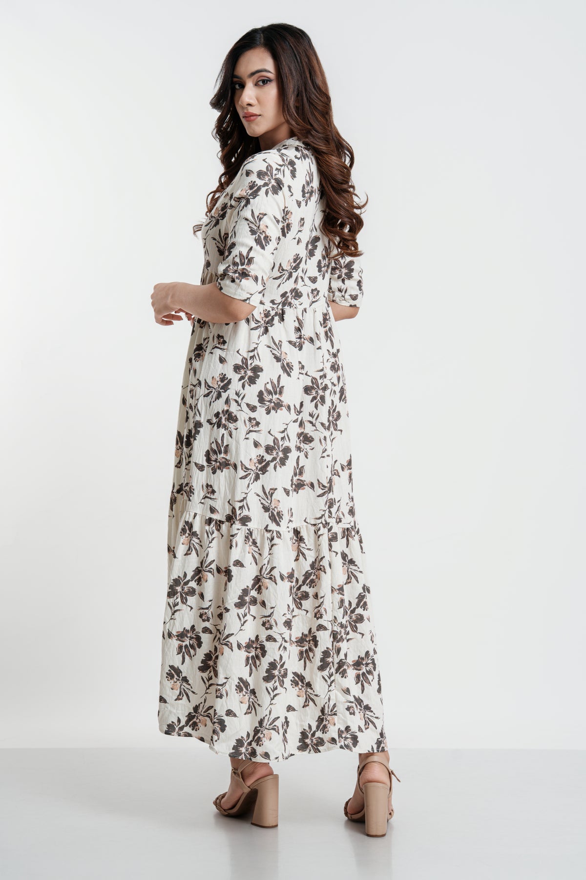 BELLE - V NECKLINE DRESS
