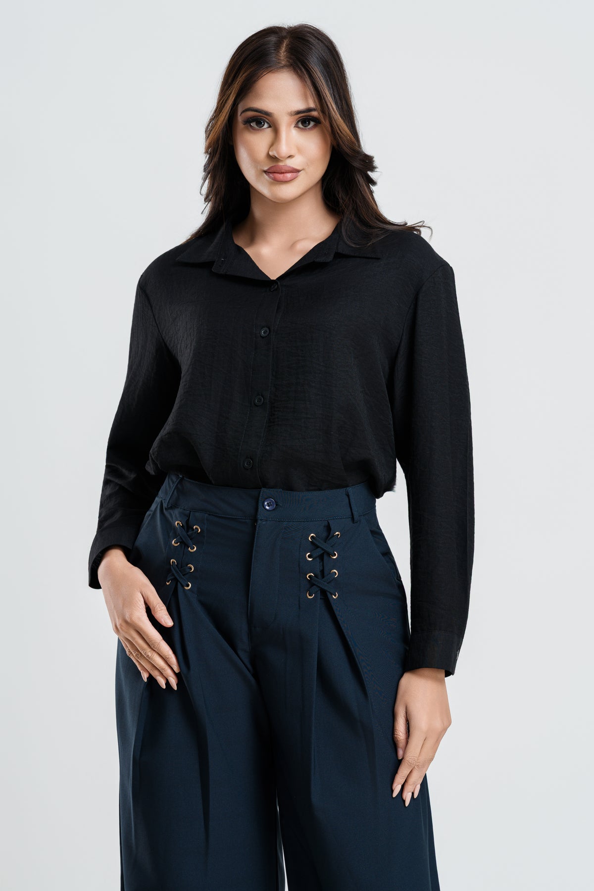 OLIA - BACK LACE DETAIL SHIRT