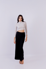 Long sleeve Fitted crop top, with zipper detail