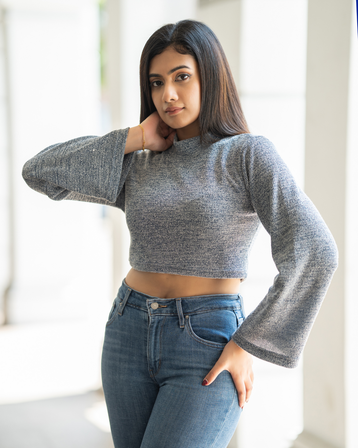 Blair - Bell sleeve, crop top